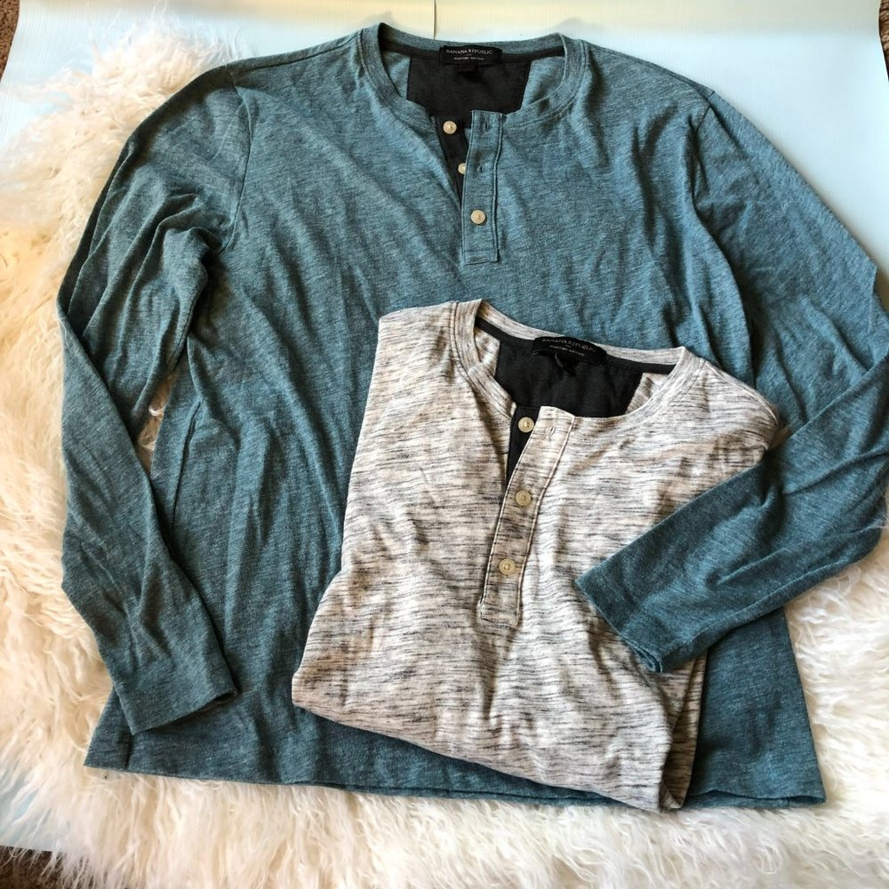 Banana Republic 2 Shirts Bundle Moisture Wicking Henley Long Sleeve Gray Blue - Picture 2 of 4